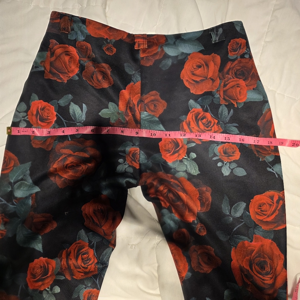 Current Mood Red Rose Print Pants - Picture 6 of 7
